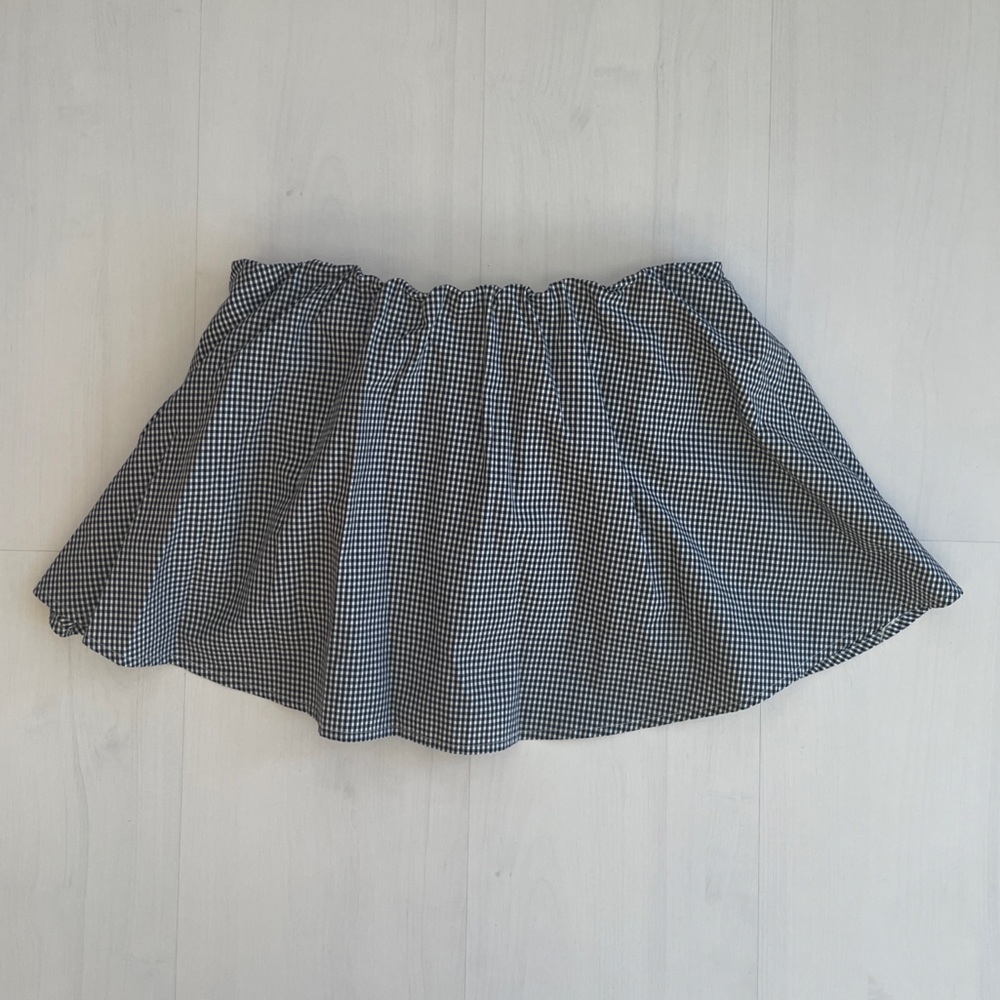 Aritzia Strapless Crop Top